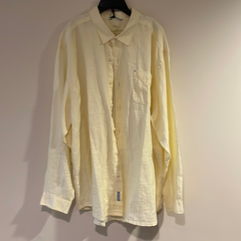 Brand new Tommy Bahama linen yellow relaxed button down shirt XXL